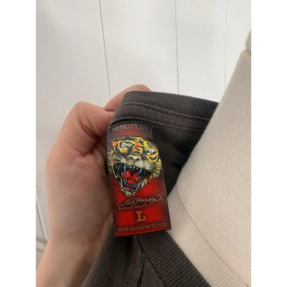 Vintage Ed Hardy Skull & Dagger Shirt Size Large Rhinestone Top - Picture 9 of 9